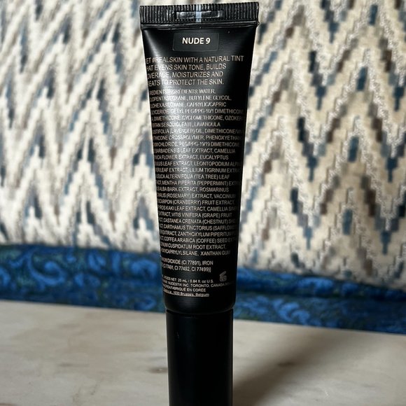 NUDE 9 TINTED COVER LIQUID FOUNDATION - Picture 3 of 4